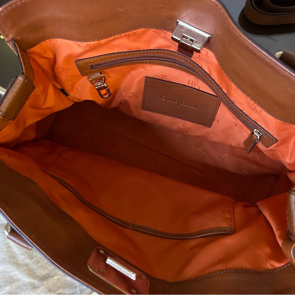 Cole Haan | Vintage Valise Kendra E/W Tote Brown Leather Vibrant Orange Lining - Picture 7 of 16